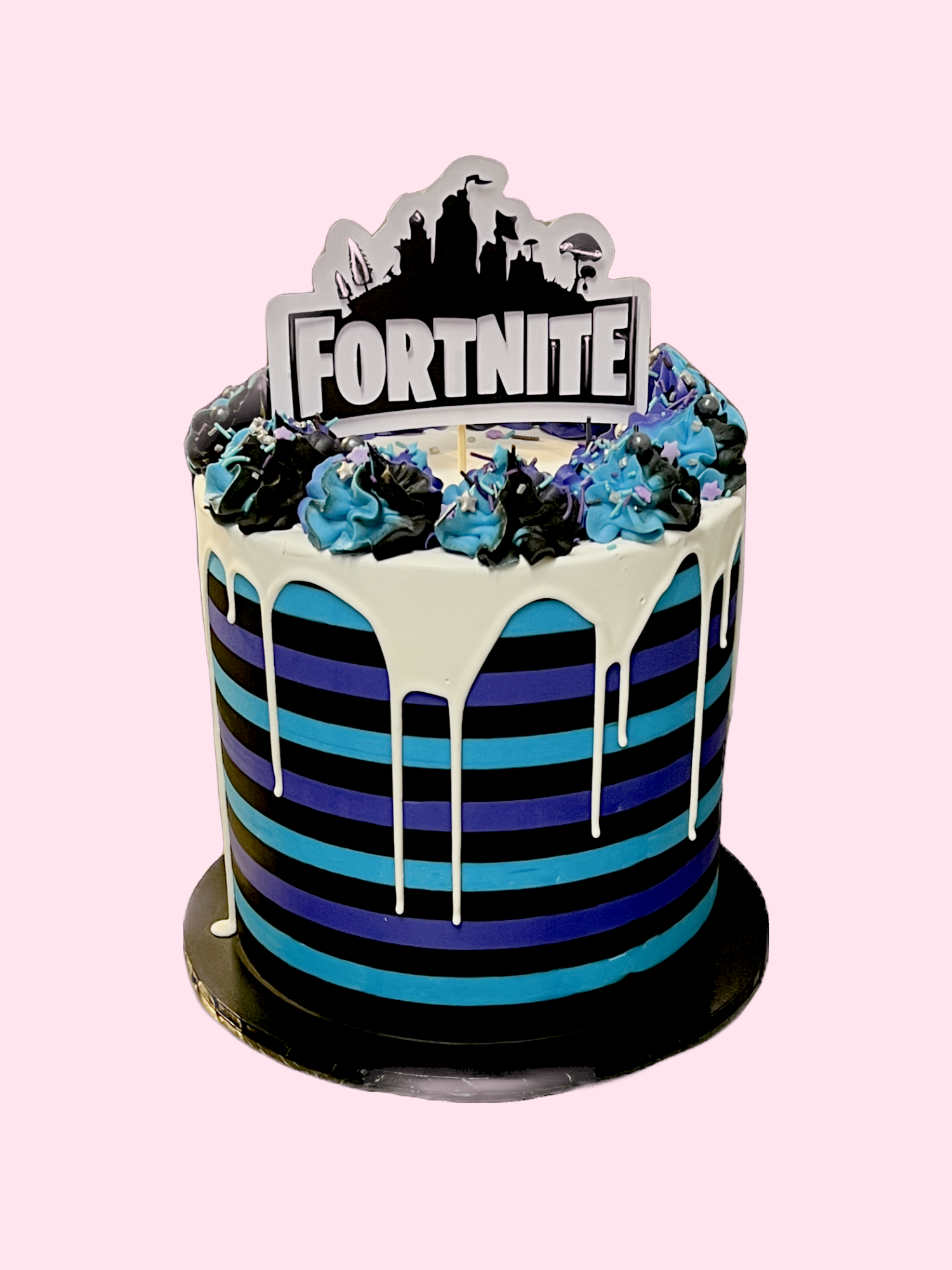Cake Time - Fortnite Cake 💙 #cake #baking #homemade #caketimebg  #buttercream #fondant #birthday #happybirthday #12thbirthday #fortnite  #lootchest #medpack #chugjug #victoryroyale | Facebook